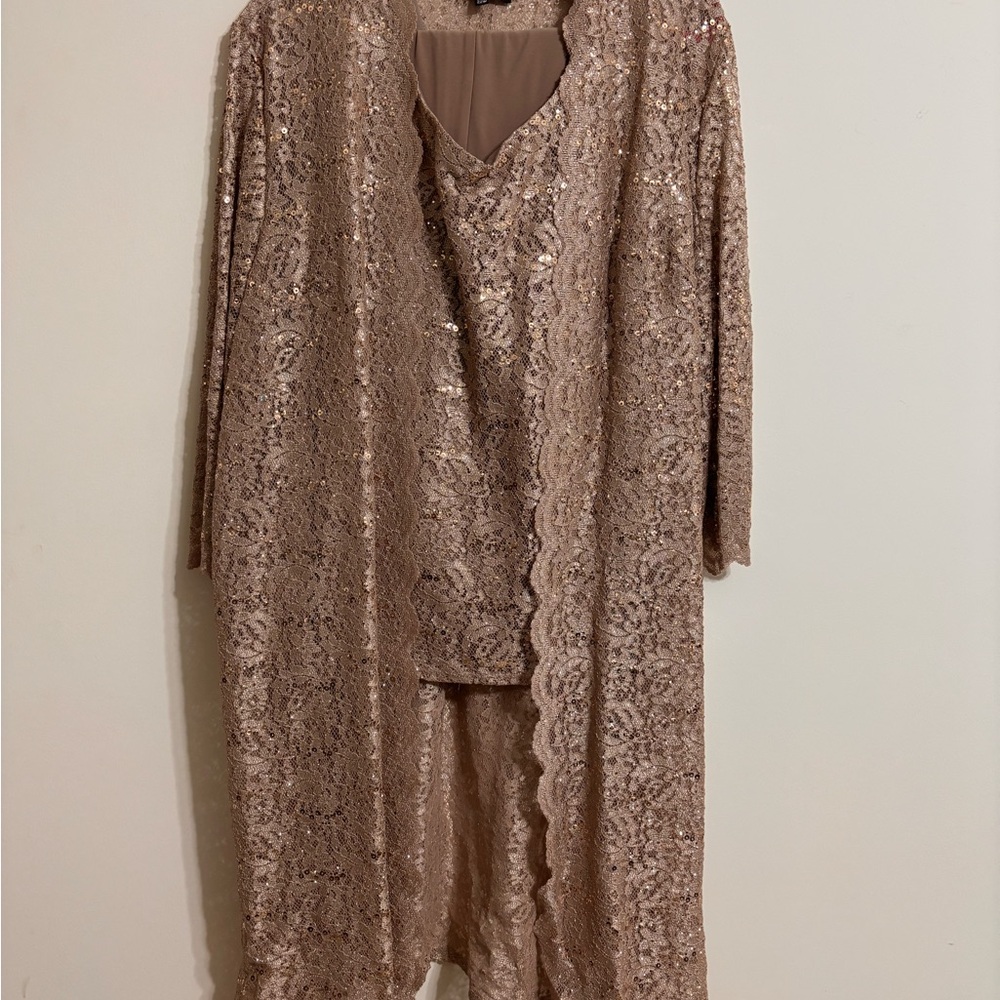 Women’s Three Piece Lace Pants Suit in Champagne